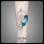 #watercolor #watercolortattoo #watercolortattoos #watercolour #shell #goldenratio made @ #absolutink by #watercolortattooartist #watercolorartist #skinkorpus 