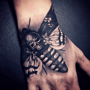 #hand #skull #blackandgray #butterfly #awesome 
