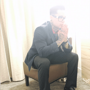 Who says you cant be tatted and classy? #dapper #tattedandtailored #suit #ink #class #art 