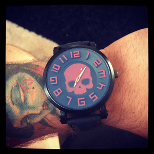 Wristwatch #wristy #geishatattoo #geishahead #clock #skull 