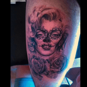 Marilyn Monroe Tattoo #tattoo #tattoos #arttattoo #tattooart #tatted #tattedup #tattooed #tattooartist #tattoodo #marilynmonroe #VIVItattoos @tattoodo #VIVI #VIVILAND #TeamVIVI 