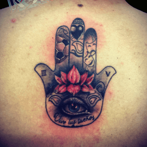 Koi tattoo ink #maodefatima #lotus #lotustattoo #eyetattoo #eye #blackandgrey #color 
