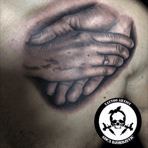 #hands #idlehandstattoo #tattoo #tattoos #blackandgreytattoo #realistictattoo #tattooaddict #gocatattoo #tattoolove #tattoolover #serbiatattio #tattooart #tattooartistmagazine #Tattoodo #tattooed #coupletattoo #engagetattoo #tattooing #tattooartist #lovetattoos 