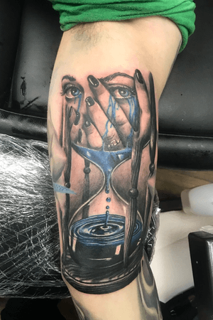 #hourglass #timepiece #realism #blackandgrey #blue #custom 
