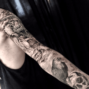 ragnarok sleeve #tattoossleeve #ragnar #ragnarok #NordicTattoo #sleevetattoo 