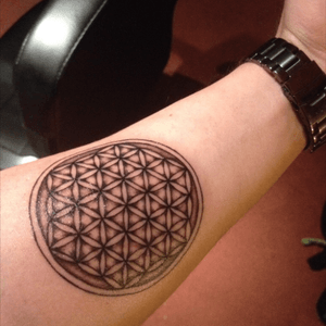 Centrepiece to my half sleeve, I'm going to build around it with more in the future. #centrepiece #sempiternal #tattoo 