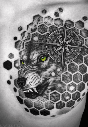 Falling in love with the journey is a huge part of every day success. #wolf #wolftattoo #wolfhead #geometric #compass #compasstattoo #greeneyes #greeneye #blackandgrey #blackandgreytattoo 