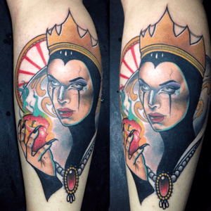 Evil Queen #tattoo #neotraditional #disneytattoo #movie #evilqueen #ladytattooers #ladytattoo 