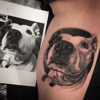 #portraittattoo #doggystyle #blackandgreytattoo #greywash #doglover #bnginksociety #bng #tattoophotography #tattoos #irezumi #londontattoos #fudoshintattoos @fudoshintattoos