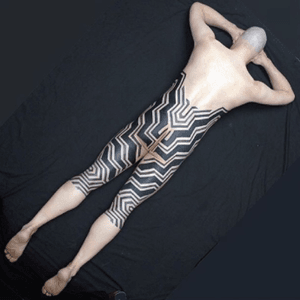 Huge piece - #lowerback #bottom #upperlegs #backofknee - #geometrical in #black - #tattooartist #tomastomas108 @tomastomas108 
