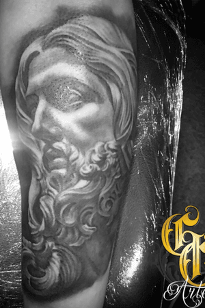 Bernini Jesus piece, 5.5 hours, On the back forearm