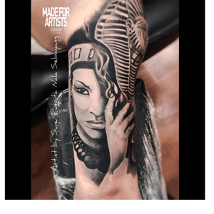 #tattoo#tattooart#tattoodo#tattooink#tattooing#tattooartist#megandreamtattoo#dreamtattoo#tattoolovers#tattoos#artwork#tattooedprofessional#artist#blackandgreytattoo#cleopatra#egyptiantattoo 