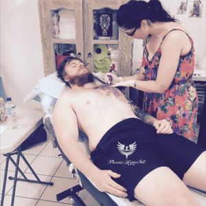 A mountain of a man hypnotised to have his chest done pain free. Was a great sport who allowed us to have a little hypnotoc fun afterwards. #hypnoink #phoenixhypnotatt #youcanlearnthistoo 