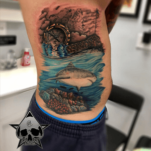 Calling it done, had fun working with Colton, awesome guy and he let me run with it @guardianartgallery @ccanelli #underwater #scene #shark #flagrock #flag #rock #compass #ct #orange #color #tattoo