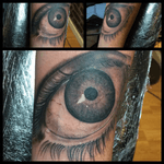 Realistic eye tattoo in black and grey #realistic #realism #eye #realisticeye #realisticeyetattoo #eyetattoo #blackandgrey #blackandgreytattoo 