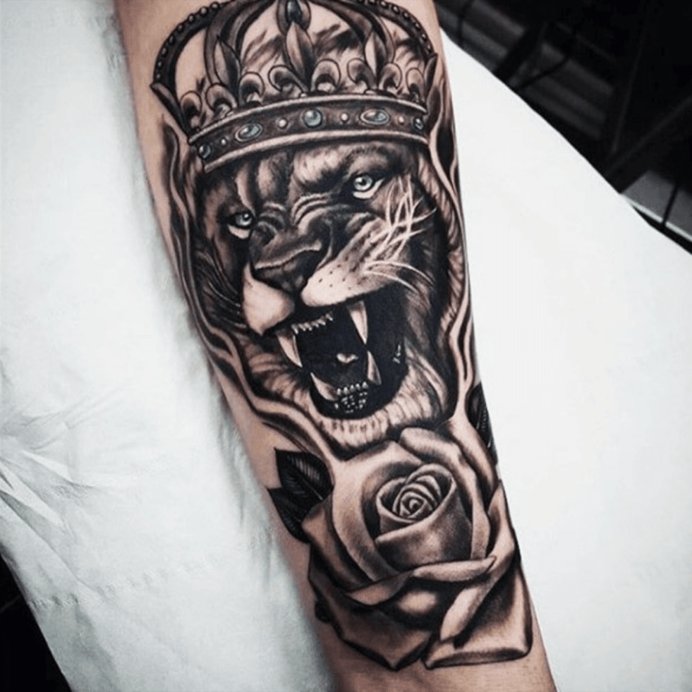 lion king crown tattoos