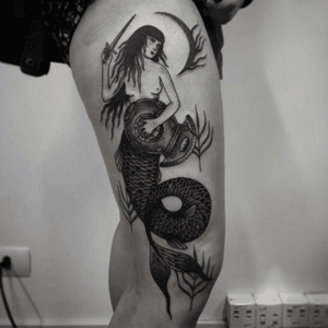 #woman #TattooGirl #tatuagem #tattoo #tattoos #blackandgreytattoo #blackwork #ink #inkedgirl #fish #science #cientific #naturetattoo #ink #sereias #natureza #nature #naturalbio #sereia #mergulhador #escafandro #Mermaid #sweet #scubadiver #ink #mermaidtattoo #littlemermaid #deadmermaid 