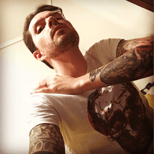 #selfie I love my tattoed arms