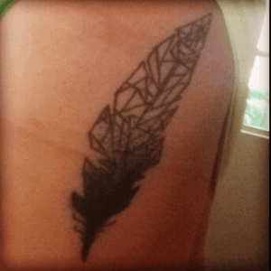 Geom feather. #dreamtattoo 