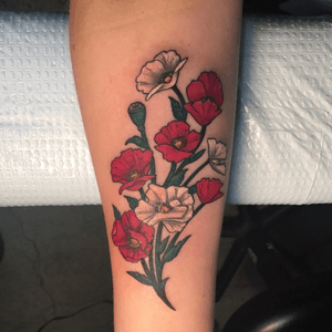 Red and white poppies! Done at Golden Goose Tattoo in El Paso, TX!