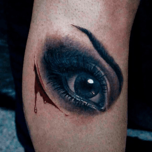 Tattoo By Jumilla@largavidatrece#tattoo #tatuage #tatuaje #tattooespaña #tattoovalencia #tattooojo#ojo#realismo #mirada#l#blancoynegro #quartdepoblet #valencia #jumilla #eye#lagrima#sangre