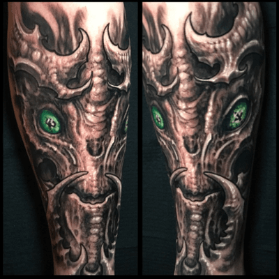 Freehand alien type creature tattoo done by Jeremiah Barba out of Orange County CA. US. 