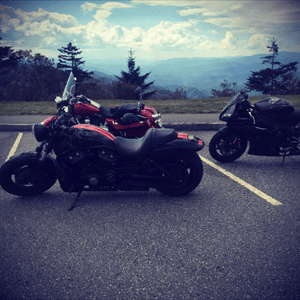 Nice ride on the old smoky mountain parkway🤘🌞