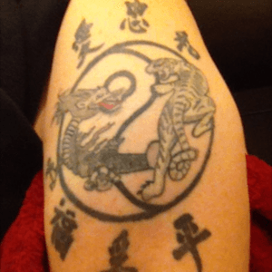 This is my favorite tattoo.  I got this the same time i got my ohm symbol tattoo.