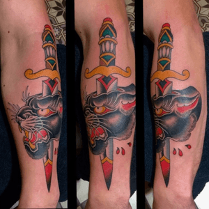 #panther #dagger #oldachooltattoo #traditional 