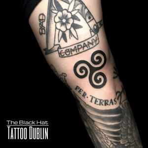 Bold lines and strong colors this is the signature of our amazing Old School master @j_kennedy_tattoos . . 11/12 Parnell Street - theblackhattattoo.com . #oldschooltattoo #americantraditional #tattoo #tats #tattoodublin #dublin #triskel #triskeltattoo #irelandtattoo #irishtattooartist #tattooidea #tattooartistdublin #irishinkers #irishink #ink #newink