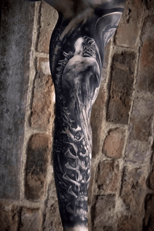 For more of my tattoos, check out www.instagram.com/bacanubogdan or www.Facebook.com/bacanu.bogdan.7 #BacanuBogdan #tattoooftheday #tattoo #blackandgrey #realism #realistic #tattooartist #sleevetattoo #horror 