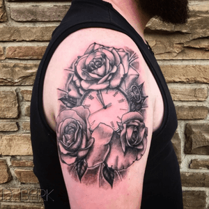 Timepiece for Cory. First part of his eventual sleeve. #stlouis #stl #selfinflictedstudios #tattoo #tattoos #ink #artist #art #blackandgrey #timepiece #pocketwatch #rose #roses 