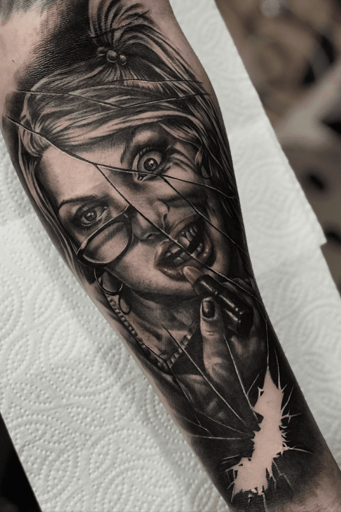 Body Tattoo Art Harley Joker Quinn Font Clipart  Awake And Unafraid Logo  HD Png Download  kindpng