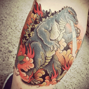 I reaaaallt want a Godzilla tattoo