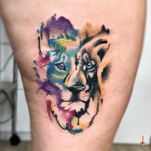 Nº311#tattoo #tatuaje #ink #inked #lion #liontattoo #watercolor #watercolortattoo #colors #eternalink #cheyennetattoo #cheyennetattooequipment #hawkpen #bylazlodasilva Designed by another artist