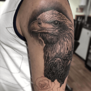 An eagle for tom from a couple weeks back, he sat like a rock for his first tattoo! #lewishazlewood #lewishazlewoodtattoo #staganddagger #staganddaggertattoo #tattoo #tattoosomerset #tattoosouthwest #southwesttattoo #tattoouk #blackandgrey #blackandgreytattoo #blackandgray #blackandgraytattoo #bng #bngtattoo #realistic #realistictattoo #realism #realismtattoo #blackandgreyrealism #eagle #eagletattoo #blackandgreyeagle #birdofprey #birdofpreytattoo #firsttattoo #upperarmtattoo 