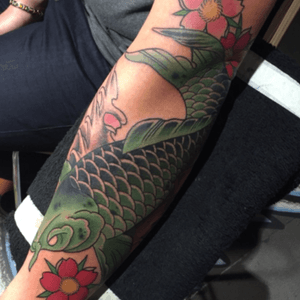 Koi from yesterday #koi #koifishtattoo #koifish #irezumi #JapaneseArt #japanesetattoo #japanesetattoos #tattoodo #tattoos #tattoo #jktatts #ink #inked #cherryblossom #sleeve #arm 
