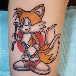 Tails by Thomas Booth @ Working Class #cartoon #neotraditional #Sonicthehedgehog #hammer #fun #color 