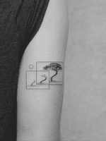 #tattoo #linework #lineworktattoo #minimaltattoo #minimalistic #blackandgrey #blackandgreytattoo #geometry #geometrytattoo #blackwork #tree 