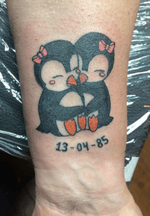 Done by Xenia Aarts - Resident Artist. #tat #tatt #tattoo #tattoos #amazingtattoo #ink #inked #inkedup #amazingink #pinguin #penguin #penguintattoo #cute #cutetattoo #tattoolovers #inklovers #artlovers #art #culemborg #netherlands 