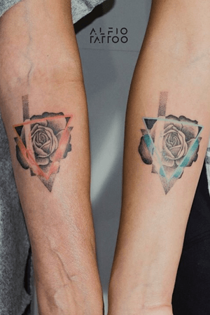 Dedign and tattoo by Alfio#rose #rosa #geometrictattoo #geometric #dotwork #santelmo #buenosaires #argentina