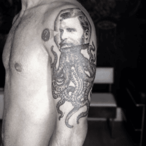 Human-octopus by #ottodambra #dotwork #blackandgrey #surreal #armtattoo #damn
