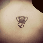 This is a pretty way to do this #crowntattoos #crown #queen #king #initaltattoo 
