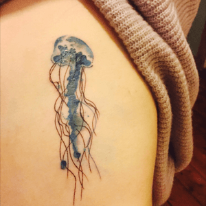 Jellyfish tattoo #fish #jellyfish #ribs #blue #watercolour #ocean #sea #tentacle #jellyfishtattoo #green #side #sidetattoo 