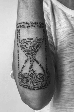  #tattoo n.44 #ampulheta #hourglass #typography #blackwork #blackink #tatuaje #tattoart #contemporaryart #artwork #instaart #artcollector #marcelserranotattoo #freeflow ✖️🖤✖️