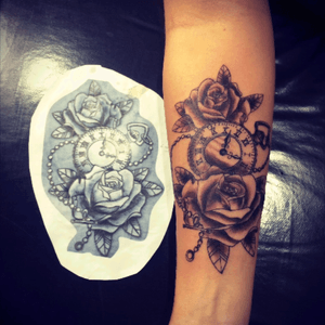 Rose and Clock Tattoo black and Gray  #tatoodo #tattooartist #tattoomagazine 