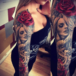 Not my work, again think this work is unreal #sleevetattoo #roses 