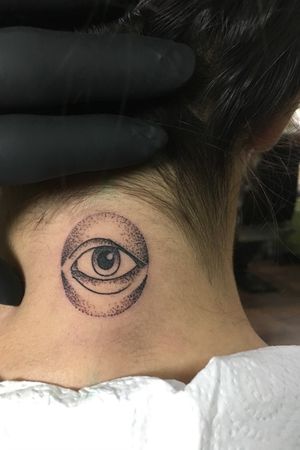 #neck #necktattoo #eye #eyetattoo #dotwork #dotworktattoo 