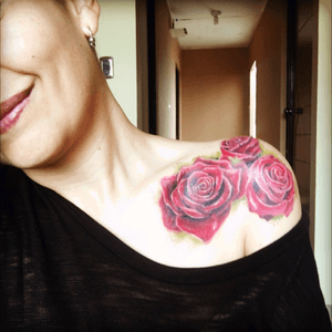#roses #3redroses #collarbone  