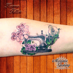 #tattoo #tatuaje #tattooed #marianagroning #karmatattoo #mexico #cdmx #watercolor #watercolortattoo #colortattoo #flowertattoo #flower #flowers #skull #plants #craneo #tatuadora #mexicoDf 